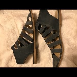 Lucky brand navy sandals